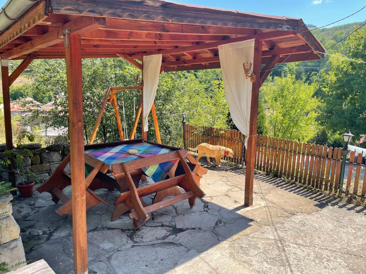 Sun House Otel Tryavna Dış mekan fotoğraf